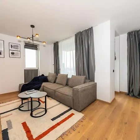 Vitosha With Parking Apartment